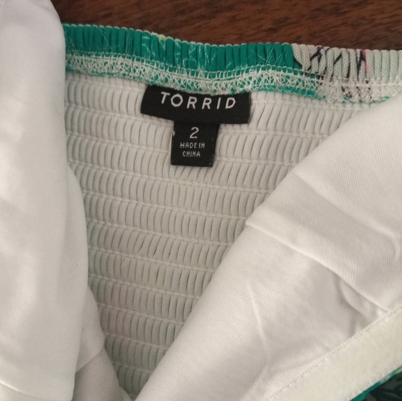 Torrid top - Picture 2 of 2